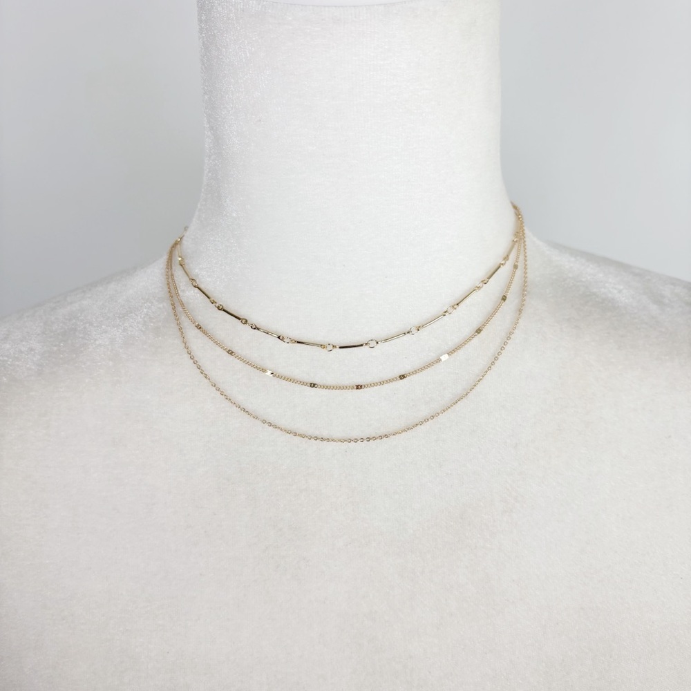 8 Other Reasons Gold Tone Chain Necklace